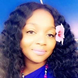 Meet your Posher, Chrystal